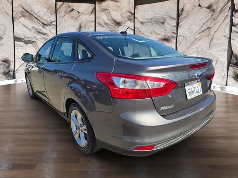 Used 2014 Ford Focus SE image 6