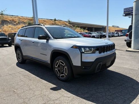 New 2026 Jeep Cherokee Laredo AWD/4WD image 9