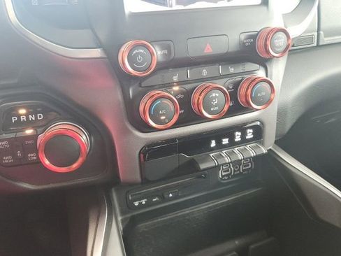 Used 2019 RAM 1500 Big Horn AWD/4WD image 13