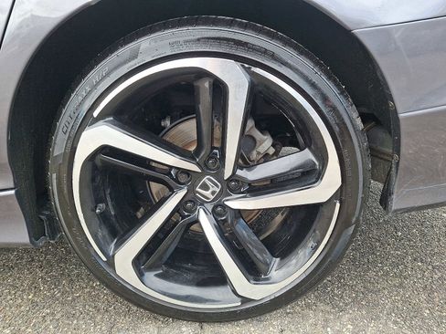 Used 2019 Honda Accord Sport image 8