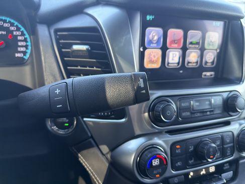 Used 2016 Chevrolet Suburban LTZ image 25