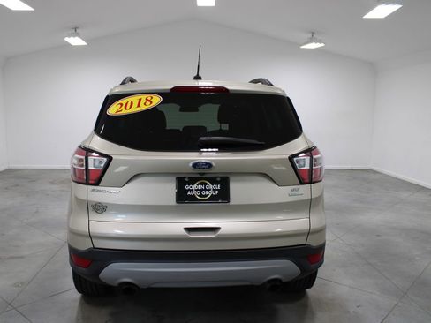 Used 2018 Ford Escape SE FWD image 8