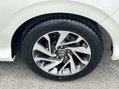 Used 2019 Honda Civic LX image 13