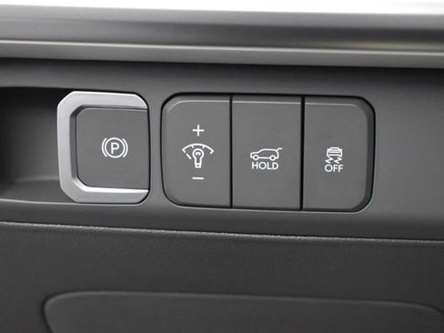 Used 2025 Hyundai Santa Fe SEL image 16