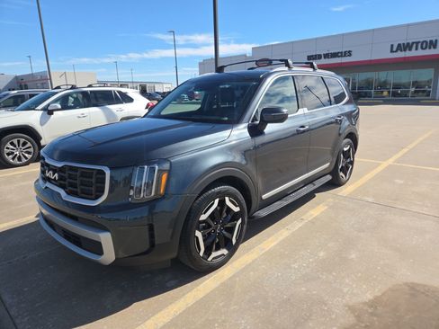 Used 2024 Kia Telluride S w/ S Sunroof Package image 1