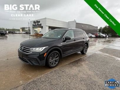 Used 2024 Volkswagen Tiguan SE
