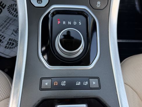 Used 2015 Land Rover Range Rover Evoque Prestige AWD/4WD image 28