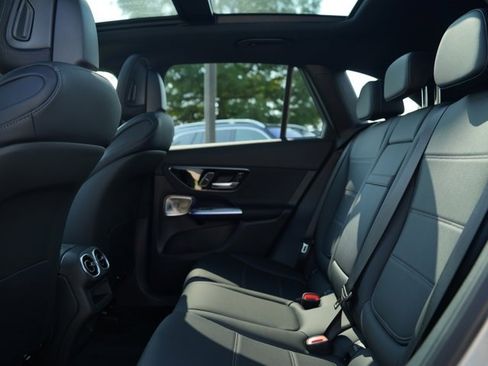 Used 2026 Mercedes-Benz GLC 300 4MATIC image 36