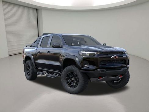 New 2026 Chevrolet Colorado ZR2 w/ Midnight Edition AWD/4WD image 7