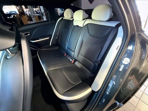 Used 2025 Kia K4 GT-Line Turbo image 15