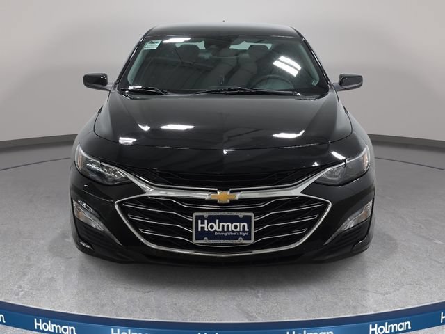 Used 2025 Chevrolet Malibu LT FWD image 3