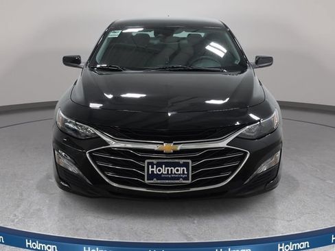 Used 2025 Chevrolet Malibu LT FWD image 3