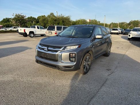 Used 2025 Mitsubishi Outlander Sport SE AWD/4WD image 1
