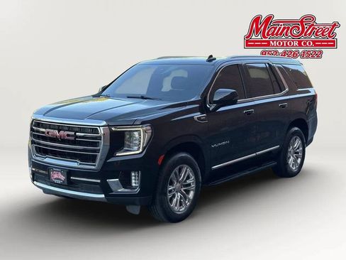 Used 2023 GMC Yukon SLT w/ SLT Luxury Package AWD/4WD image 3