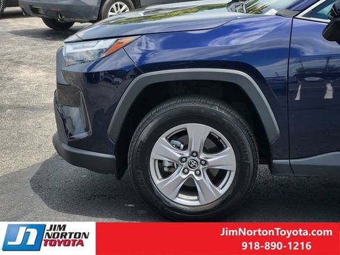 Used 2025 Toyota RAV4 XLE FWD image 8