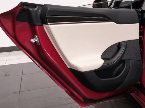 Used 2021 Tesla Model S Plaid image 59