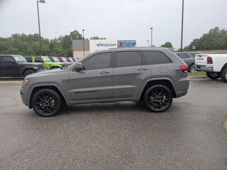 Used 2021 Jeep Grand Cherokee Laredo X RWD video 2