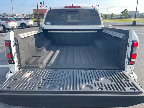 New 2026 Nissan Frontier PRO-4X w/ Pro Premium Package AWD/4WD image 10