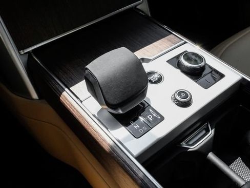 New 2027 Land Rover Range Rover SE AWD/4WD image 33