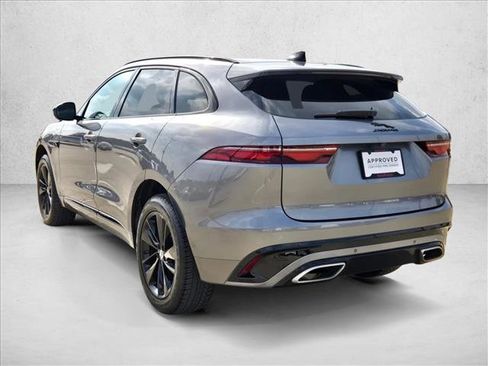Used 2024 Jaguar F-PACE R-Dynamic S image 3