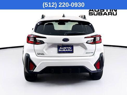 Used 2025 Subaru Crosstrek 2.0i Premium image 7