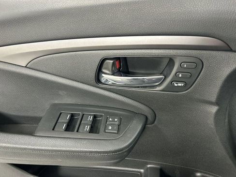 Used 2021 Honda Pilot EX-L image 11