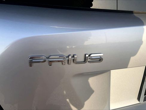 Used 2016 Toyota Prius Two FWD image 30