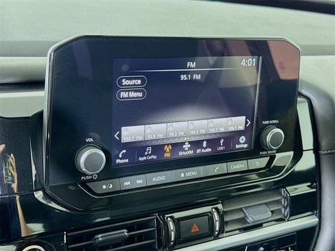 Certified 2024 Nissan Pathfinder SV image 7