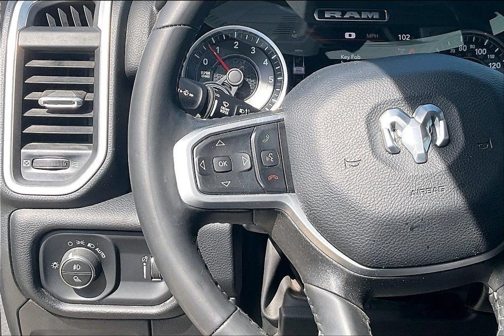 Used 2022 RAM 1500 Big Horn RWD image 18