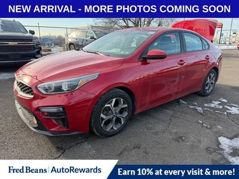 Used 2019 Kia Forte LXS image 3