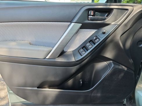 Used 2018 Subaru Forester 2.5i Premium w/ All-Weather Package AWD/4WD image 25