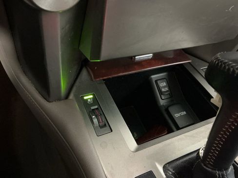 Used 2013 Lexus GX 460 image 14