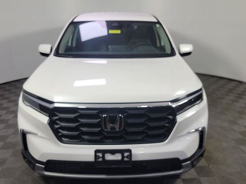 Certified 2025 Honda Pilot EX-L image 13