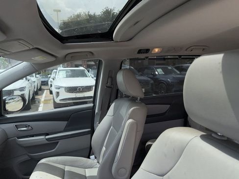 Used 2016 Honda Odyssey EX-L image 6