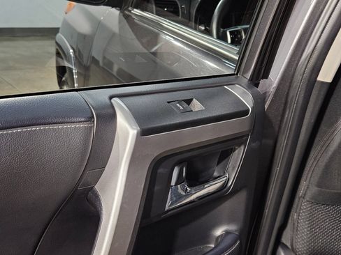 Used 2023 Toyota 4Runner SR5 AWD/4WD image 34