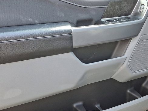 Certified 2022 Ford F150 XLT w/ Equipment Group 302A High image 13