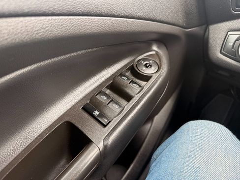 Used 2019 Ford Escape S FWD image 36