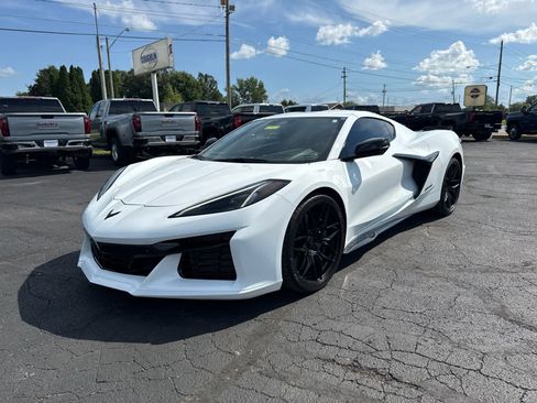 Certified 2024 Chevrolet Corvette Z06 w/ Stealth Interior Trim Package RWD image 1