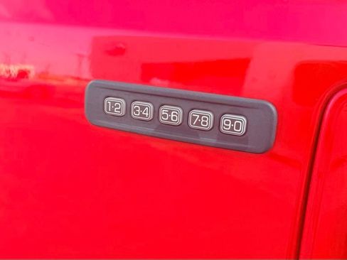 Used 2016 Ford F250 Lariat w/ Lariat Interior Package AWD/4WD image 14