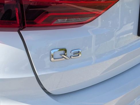 Used 2020 Audi Q3 2.0T Premium image 9