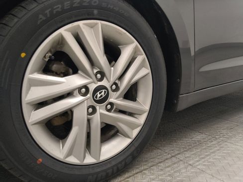 Used 2020 Hyundai Elantra Value Edition FWD image 31
