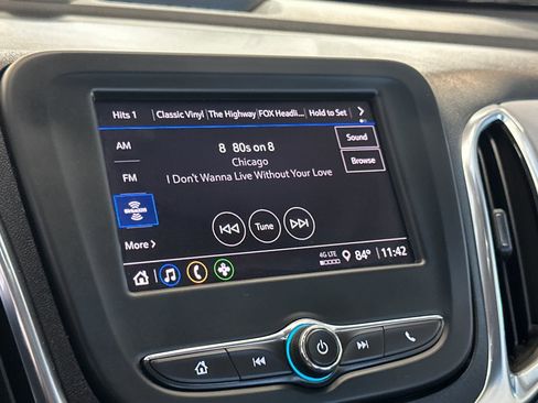 Used 2023 Chevrolet Equinox LT image 19