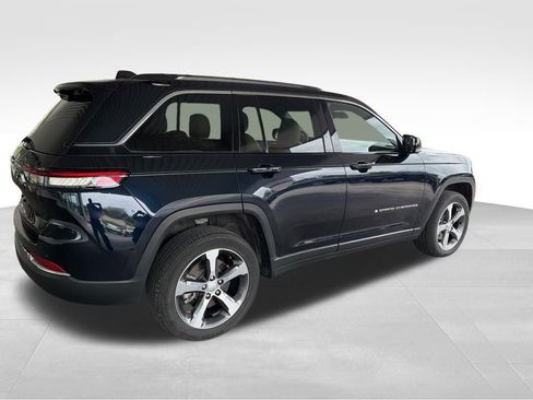 Used 2023 Jeep Grand Cherokee 4WD 4xe w/ Luxury Tech Group II image 5