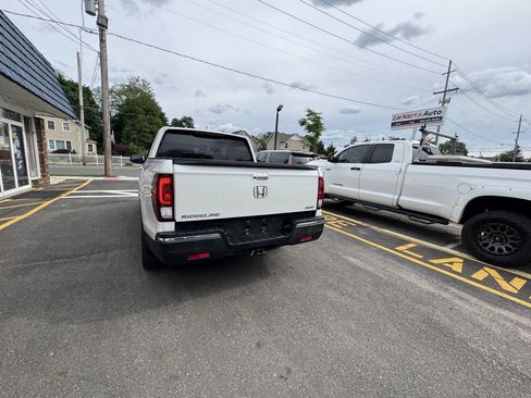 Used 2019 Honda Ridgeline Sport image 15