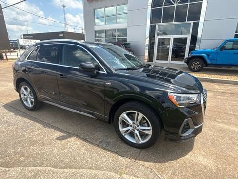 Used 2020 Audi Q3 2.0T Premium AWD/4WD image 2