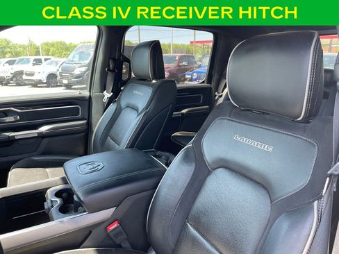 Used 2022 RAM 1500 Laramie AWD/4WD image 7