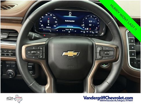Used 2024 Chevrolet Tahoe High Country AWD/4WD image 13