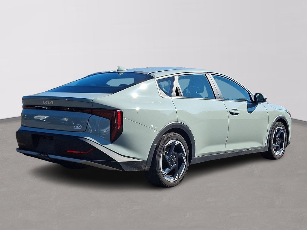 Certified 2025 Kia K4 EX FWD image 6