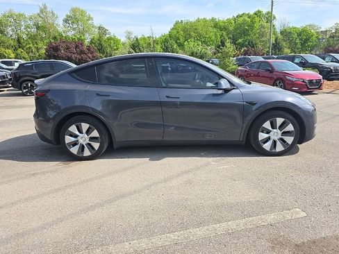 Used 2020 Tesla Model Y Long Range AWD/4WD image 8