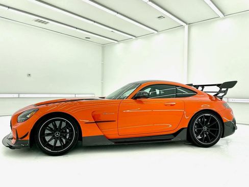 Used 2021 Mercedes-Benz AMG GT Black Series image 3